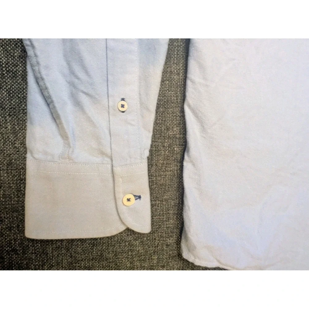 Untuckit Mens XL Button Down Shirt Light Blue Cotton Collared Long Sleeve